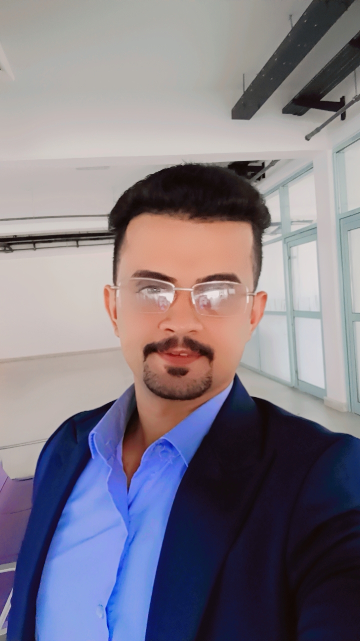 Qais Alsaadi_RjiME