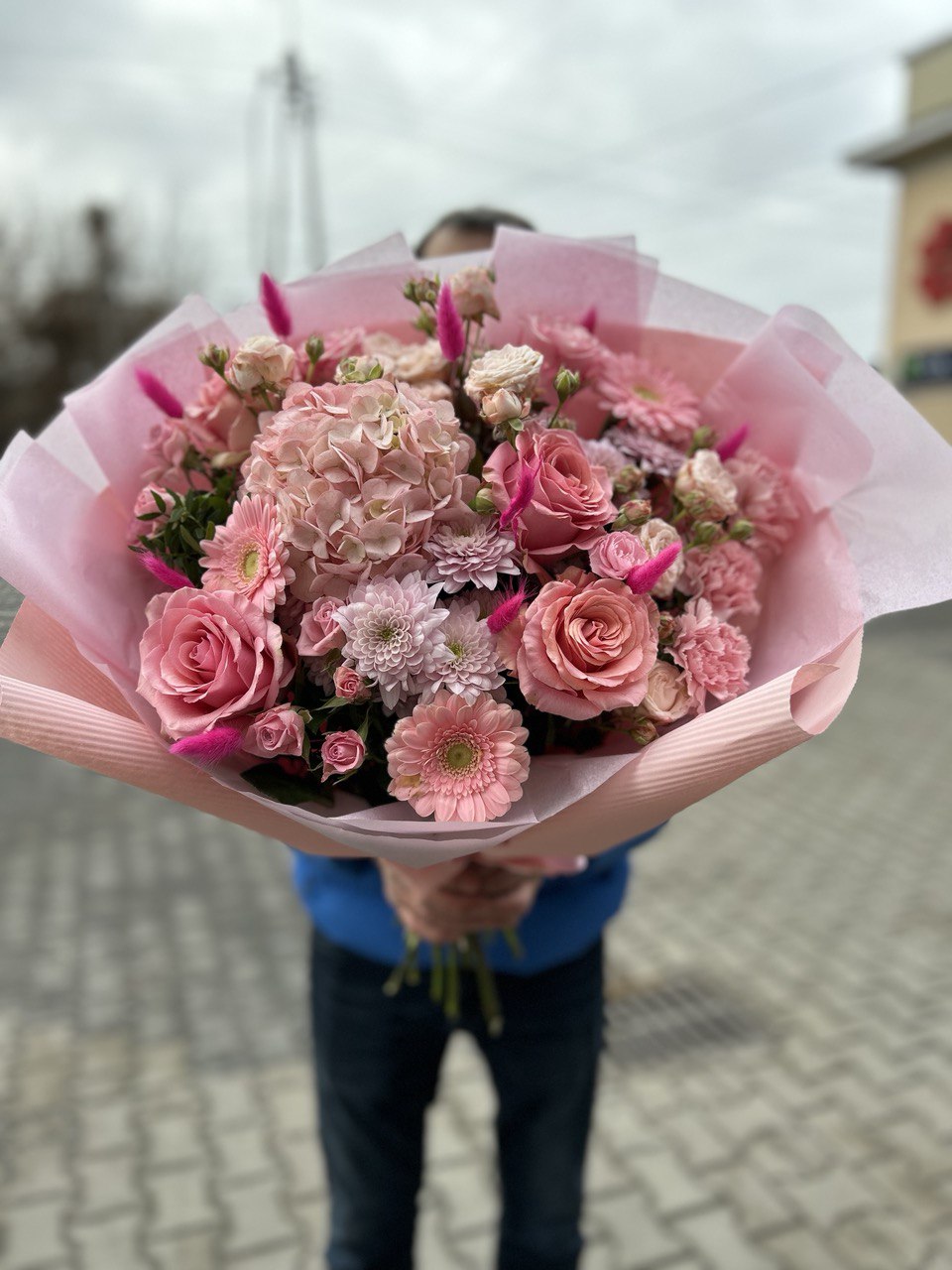 ��� � ����